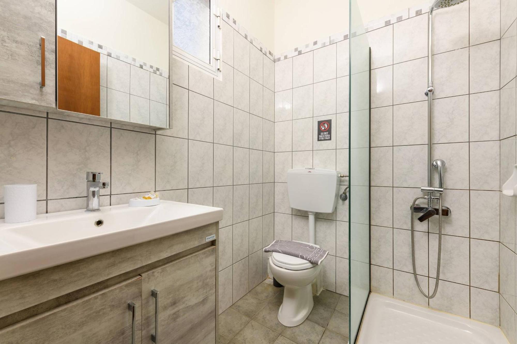 Studios Finikes Limenas  Zewnętrze zdjęcie